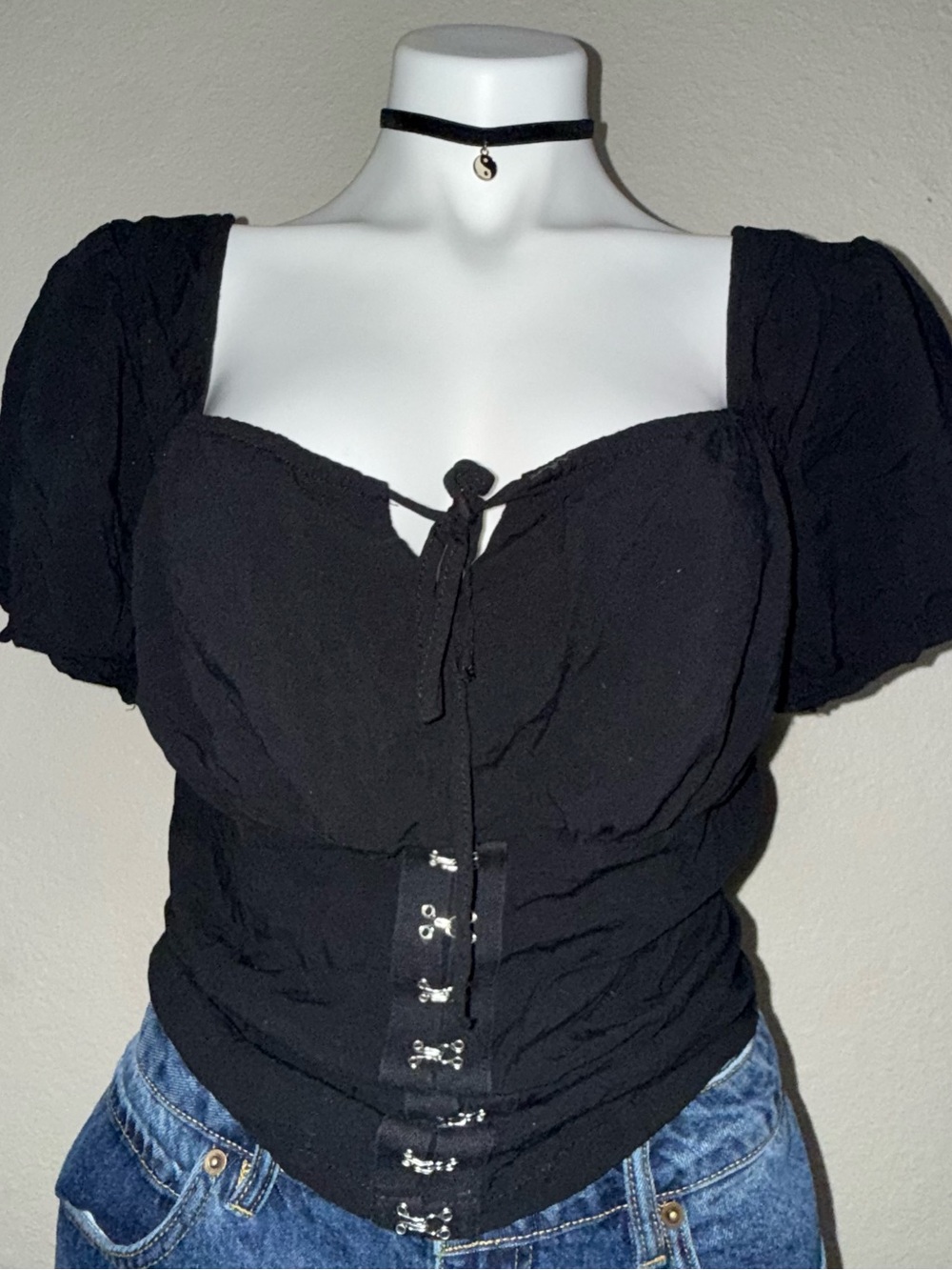Hot Topic Black Puff Sleeve Corset Top
